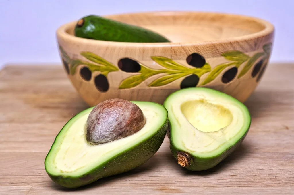 avocados, fruits, ripe avocados-2133723.jpg